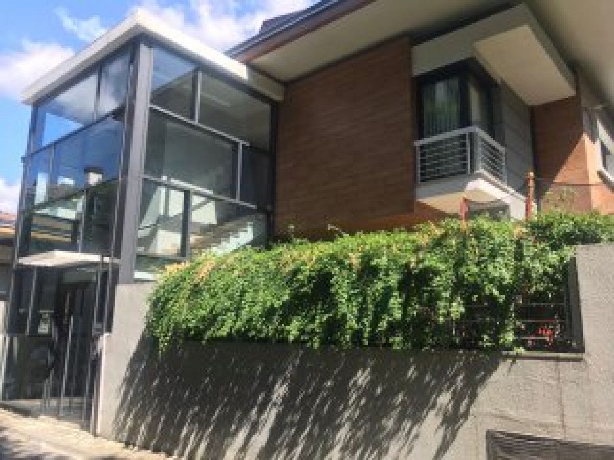 Ebru Şallı nın eşini arayan haciz memurları, eski eşiyle karşılaştı #8