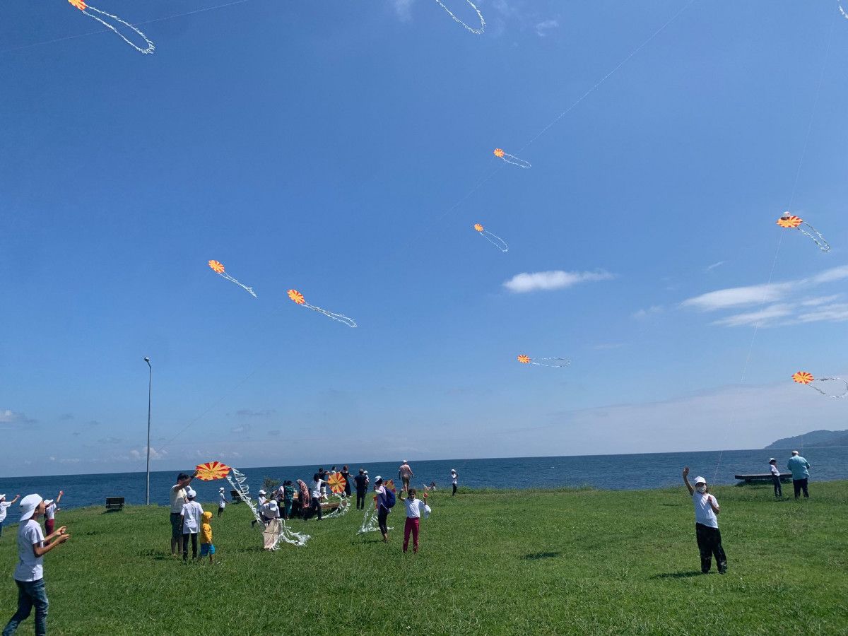 Ordu da mevsimlik işçilerin çocuklarıyla uçurtma uçuruldu #2