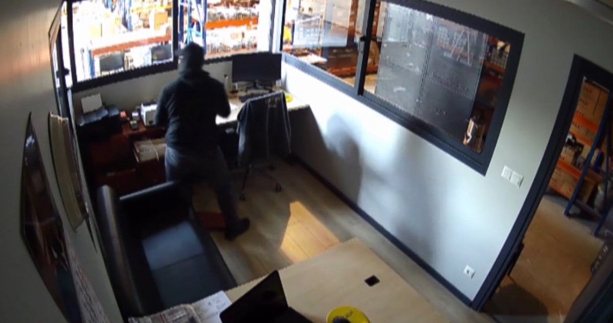 İstanbul da 10 milyon liralık vurgun yapan hırsızlar yakalandı #7