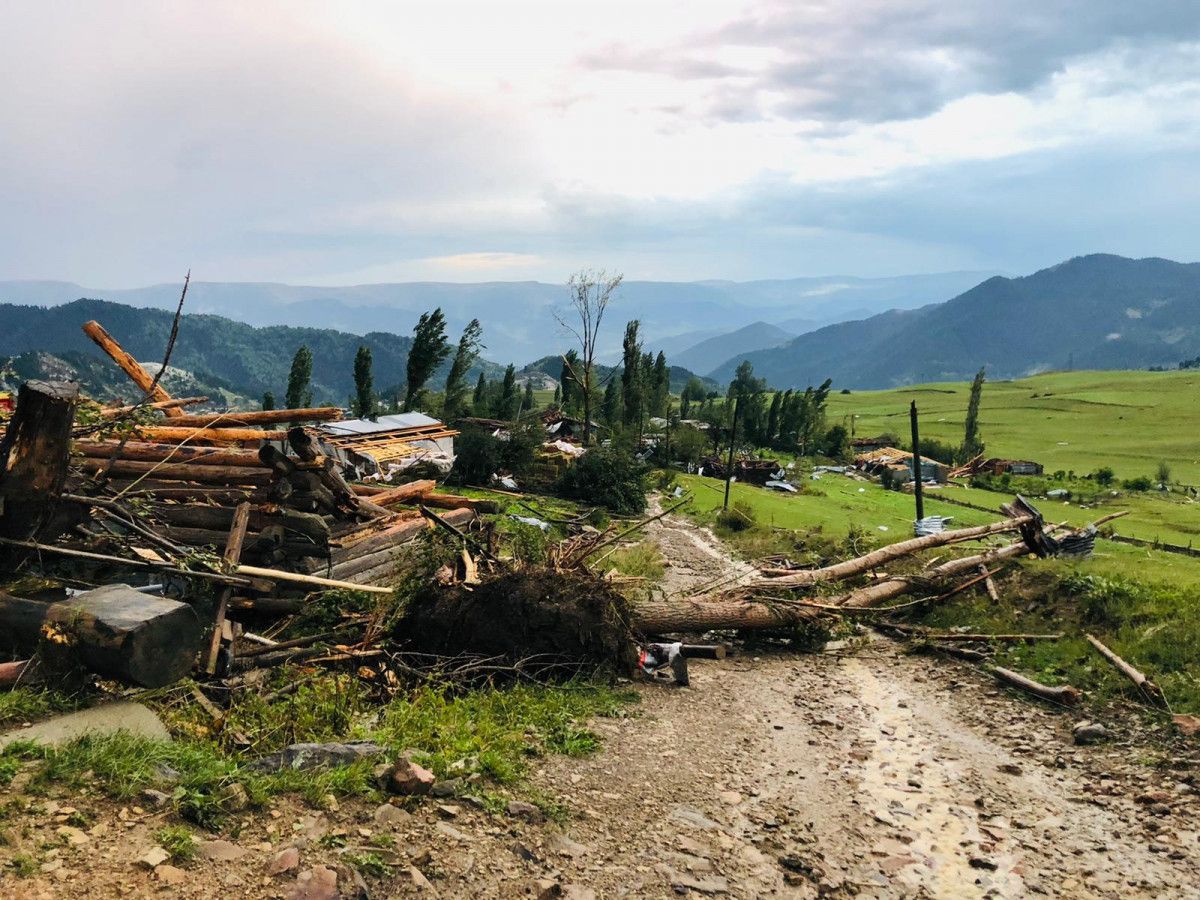 Artvin Şavşat’ta hortum ve fırtına etkili oldu #7