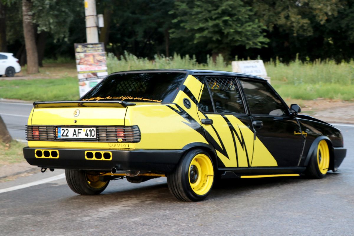 Edirne de otomobil tutkunu, 93 model aracı 80 bin liraya modifiye etti #5