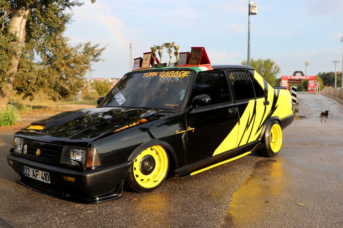 Edirne de otomobil tutkunu, 93 model aracı 80 bin liraya modifiye etti #1