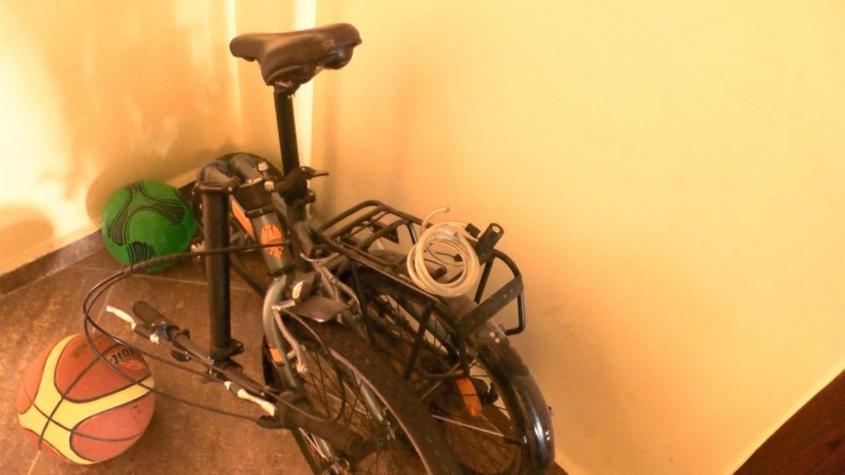 Beylikdüzü ndeki bisiklet hırsızı, yangın merdiveninde 9 saat saklandı #5