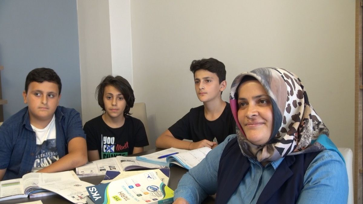 Kırıkkale deki 3 çocuk annesinin 20 yıllık üniversite hayali gerçek oldu #4