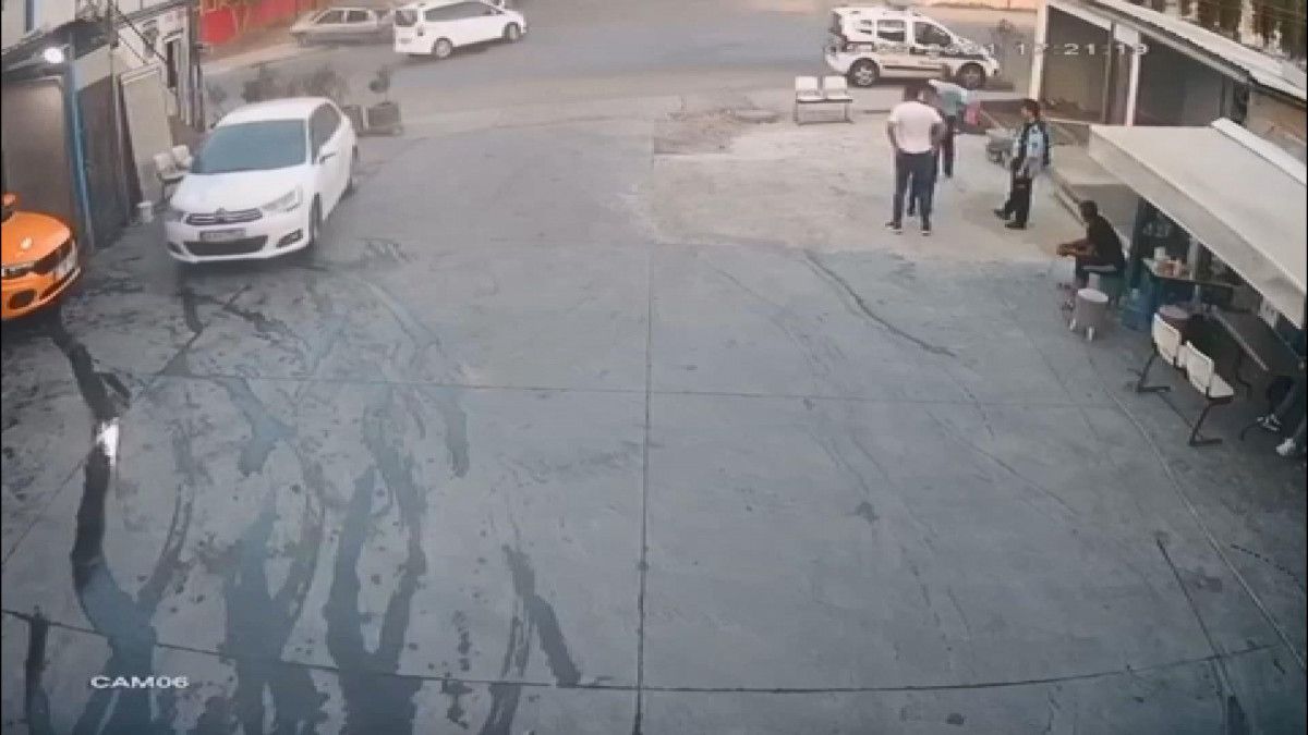 Esenyurt ta kaza yapan sürücü olay yerinden kaçtı #3