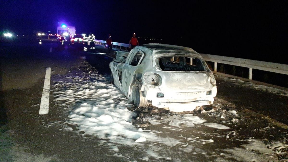 Balıkesir’de 3 aracın karıştığı kazada 2 kişi öldü #4