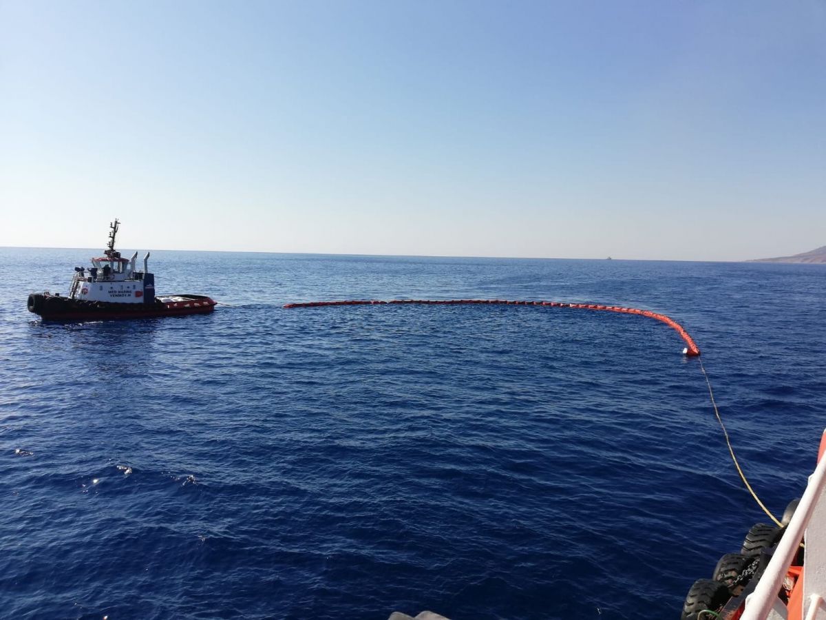 Akdeniz de petrol kirliliği temizliği tamamlandı #1