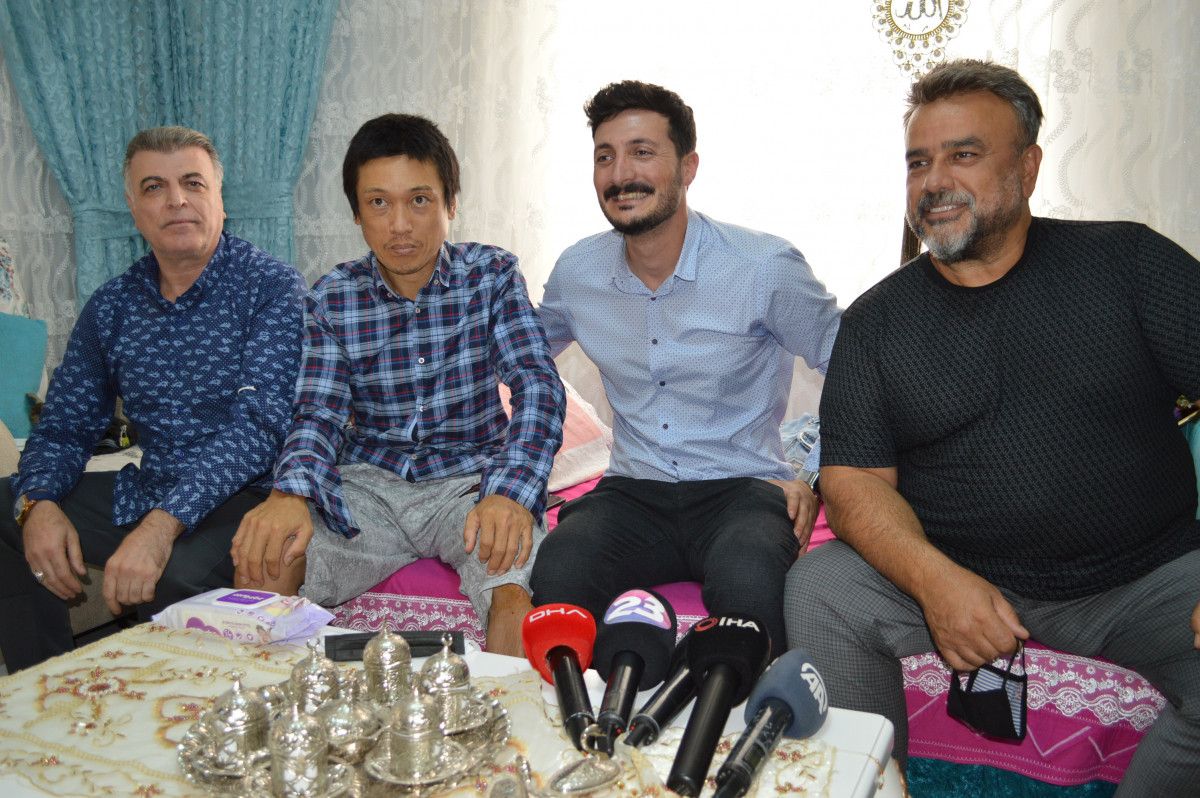 Bülent Serttaş kendi memleketinde bıçaklanan Japon turisti ziyaret etti #3