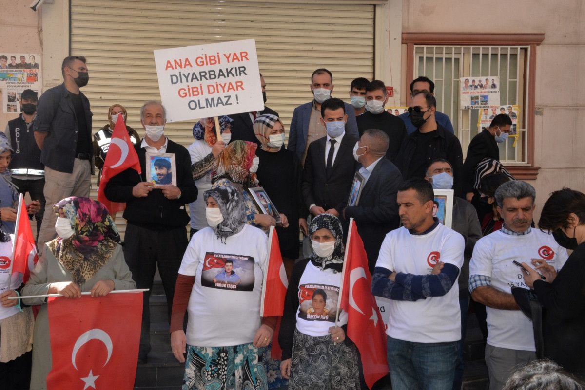 Diyarbakır da evlat nöbeti tutan ailelerin sayısı 237 ye çıktı #1