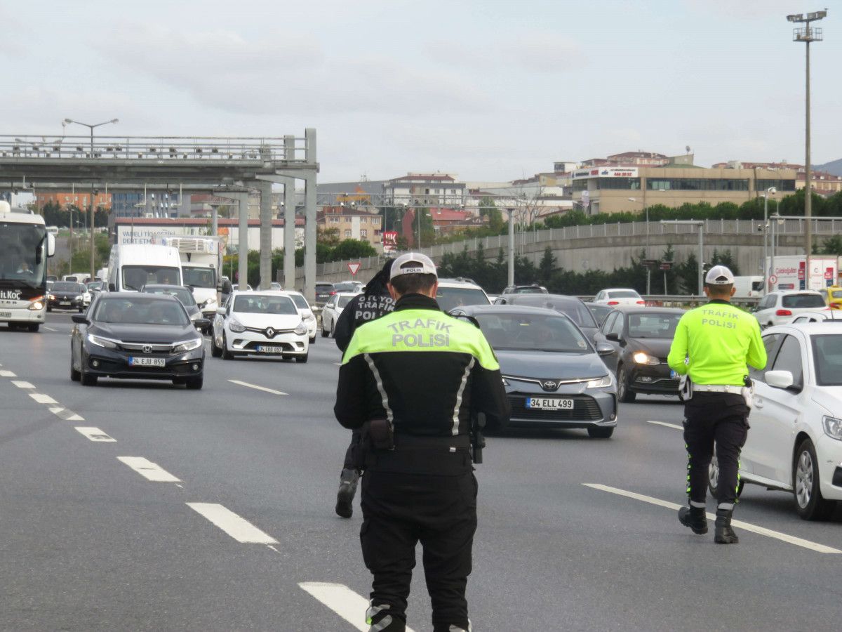İstanbul da sürücüler havadan denetlendi  #2