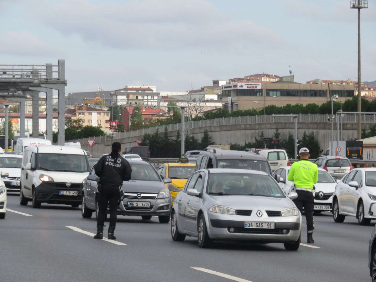 İstanbul da sürücüler havadan denetlendi  #3