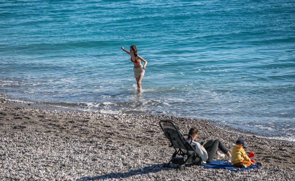 Antalya da aralıkta deniz keyfi devam ediyor #8