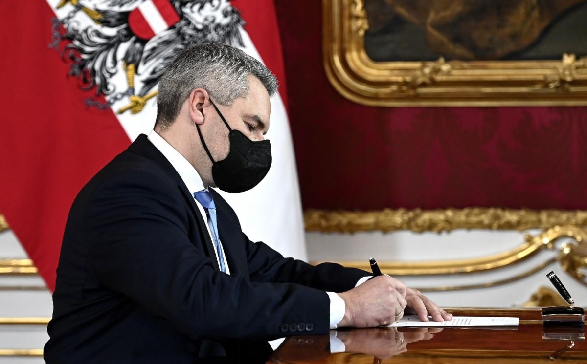 Avusturya'nın yeni başbakanı Karl Nehammer oldu