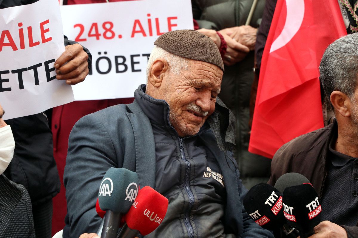80 yaşında, kızı için Diyarbakır nöbetine katıldı #3