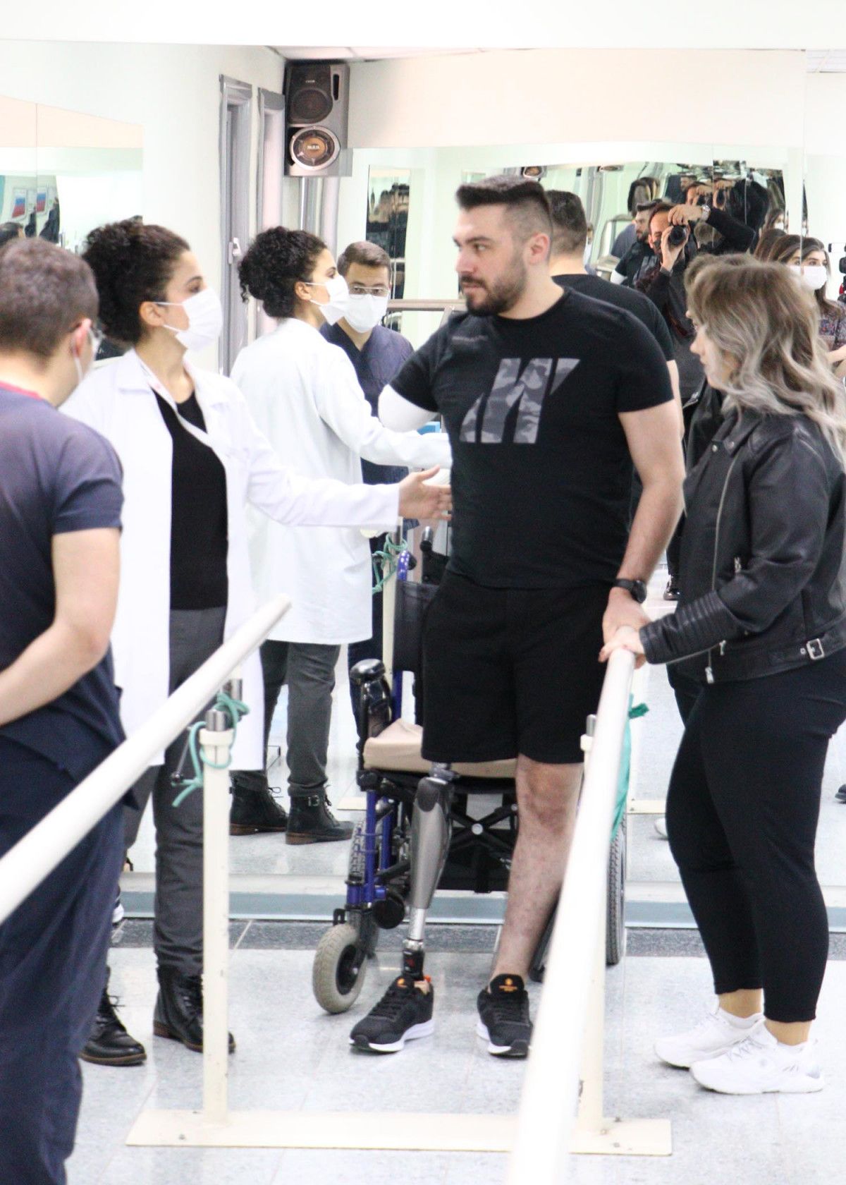 Pençe-Şimşek gazisi İbrahim Yüzer protez bacakla yürümeye başladı #6