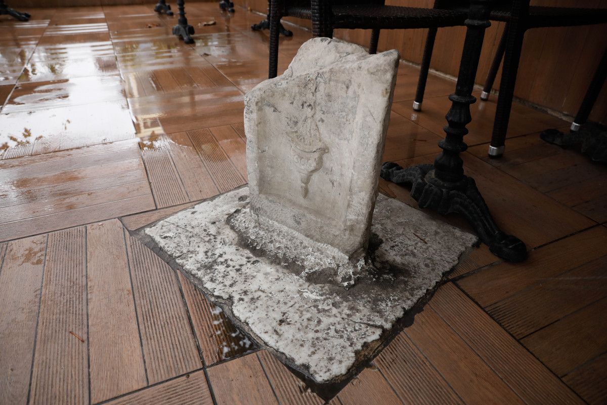 Eyüpsultan da kebapçıdaki kıble taşı ilgi görüyor #6