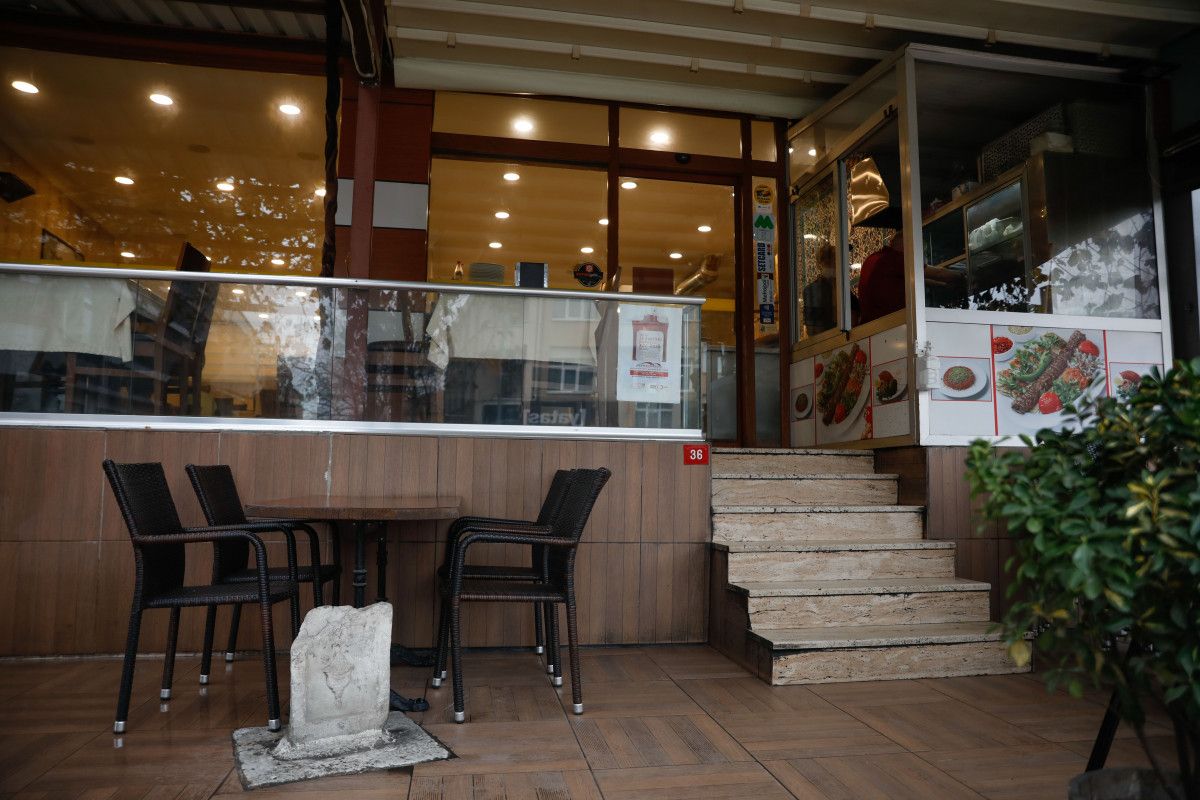 Eyüpsultan da kebapçıdaki kıble taşı ilgi görüyor #3