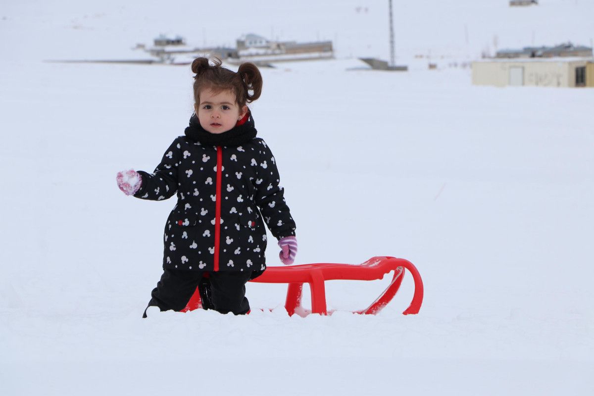 Van daki kayak merkezi, 3 yıl sonra ilk kez yeterli kara ulaştı #1