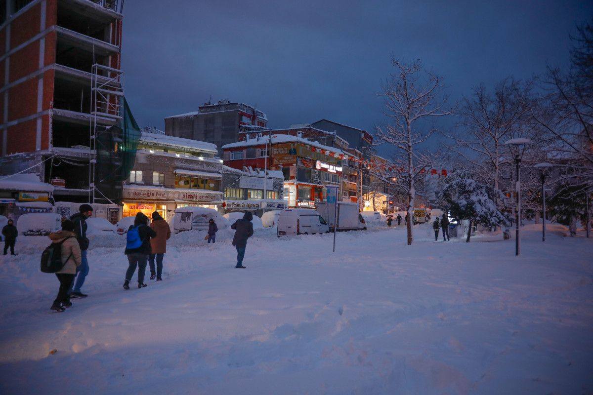 Arnavutköy de bazı oteller kar mağduriyetini fırsata çevirdi #8
