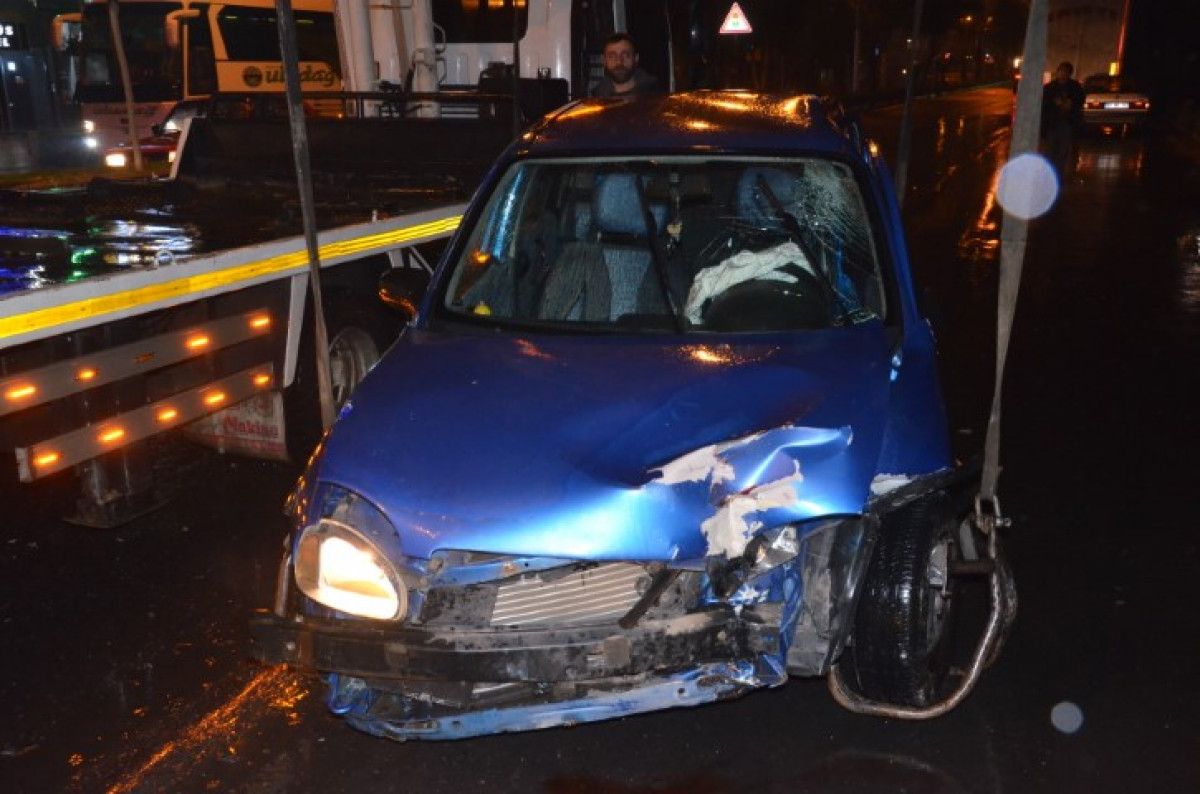 Aydın’da tır otomobille çarpıştı: 2 ağır yaralı  #5
