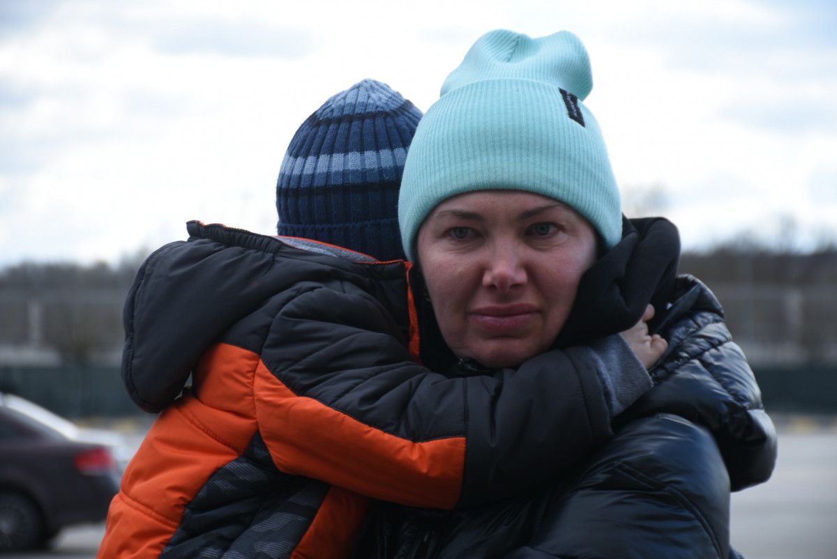 Ukrayna dan kaçan aile, Bulgaristan dan Türkiye ye yürüyerek geldi #2