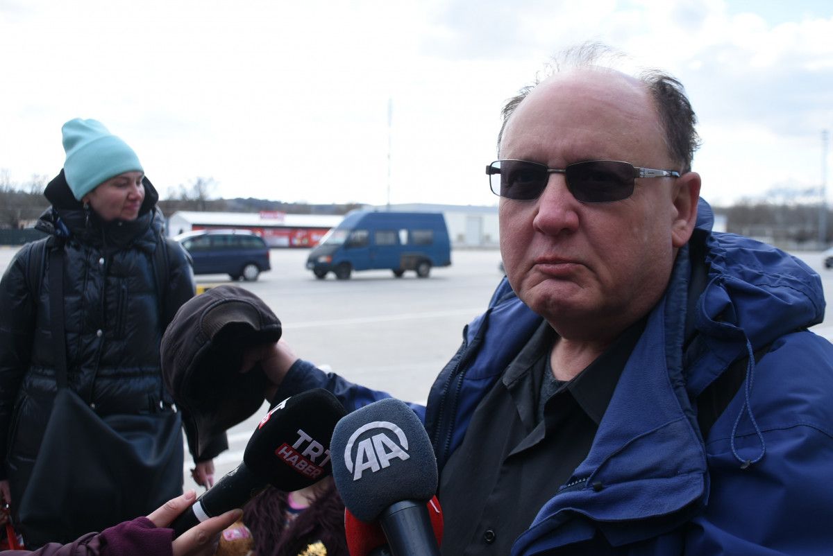 Ukrayna dan kaçan aile, Bulgaristan dan Türkiye ye yürüyerek geldi #8