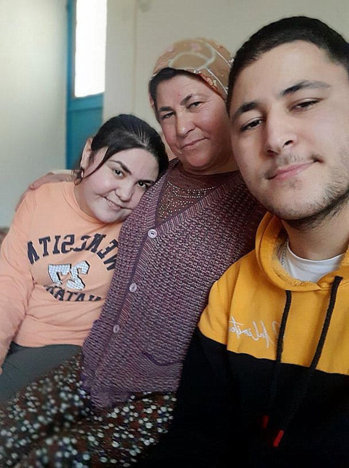 Muğla daki anne hayatını yürüme engelli çocuklarına adadı #3