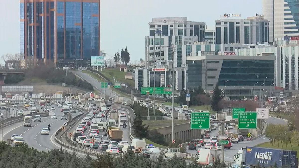 İstanbul da kar alarmı trafiği #2