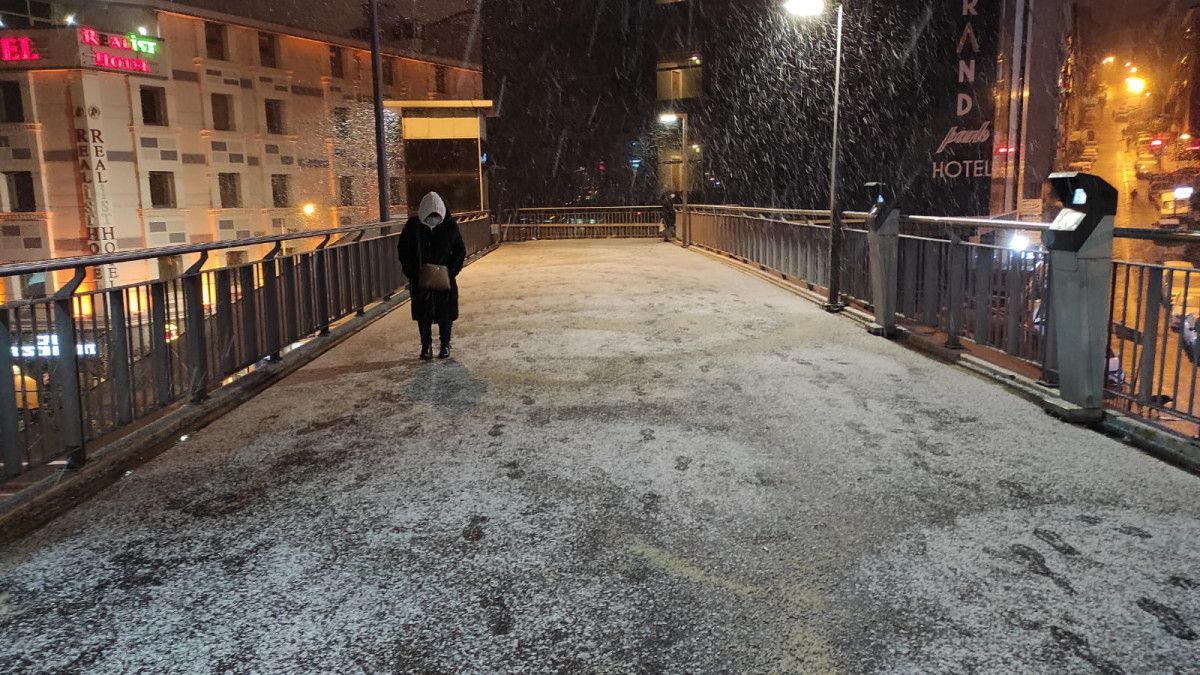 İstanbul da kar yağışı başladı #14