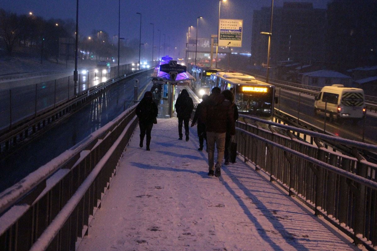İstanbul da kar yağışı başladı #22