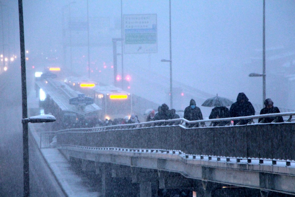 İstanbul da kar yağışı başladı #21