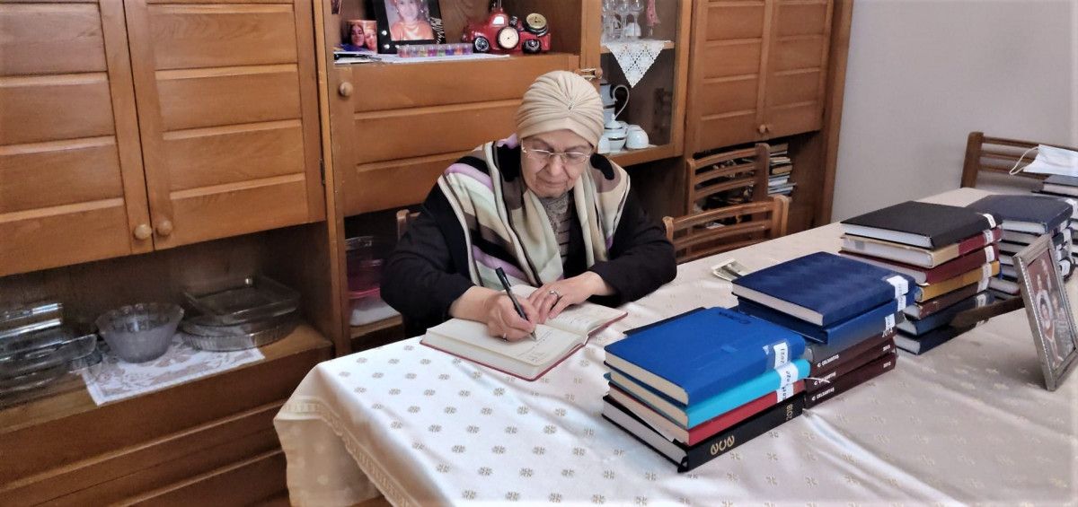 Karabük te 75 yaşındaki kadın, 32 yıldır günlük tutuyor #3