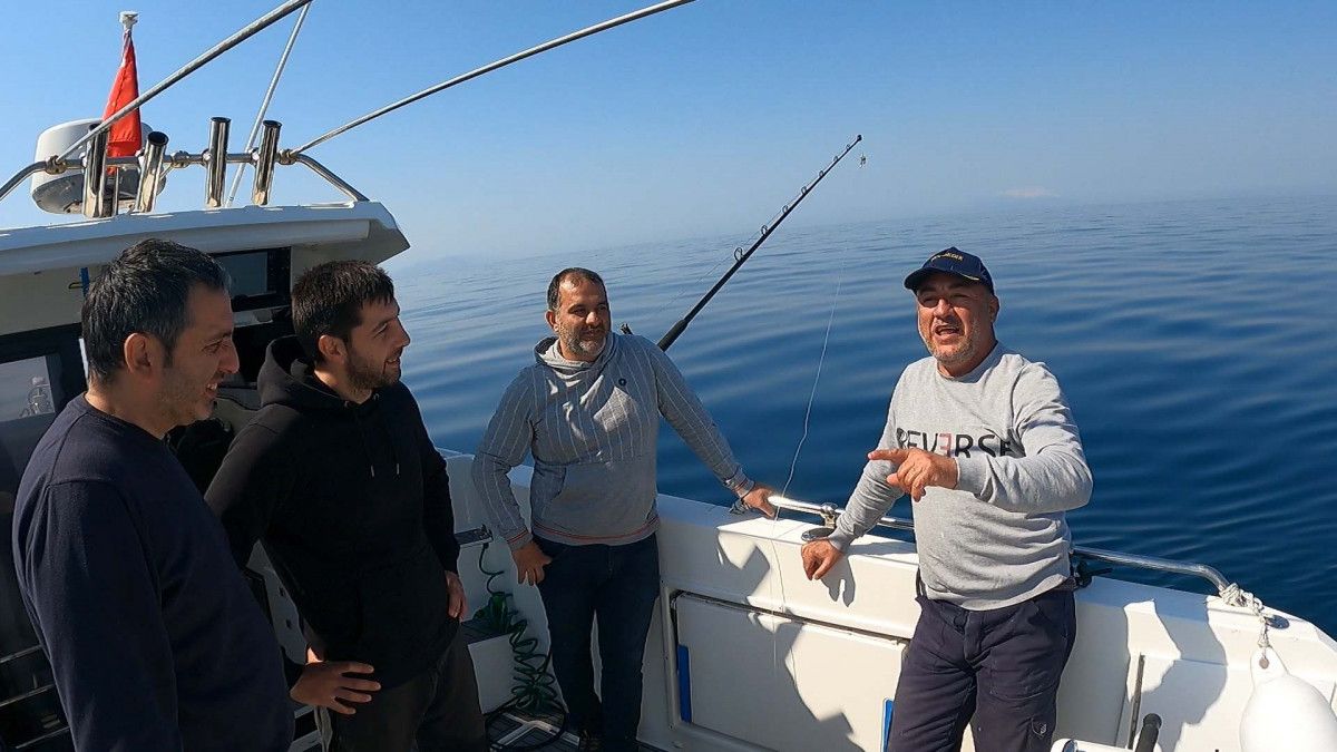 Saros Körfezi nde 3,5 metrelik köpek balığı yakaladılar #10