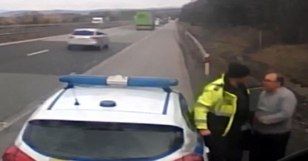 Rüşvet alamayan Bulgar polisinden Türk şoföre tokat #2