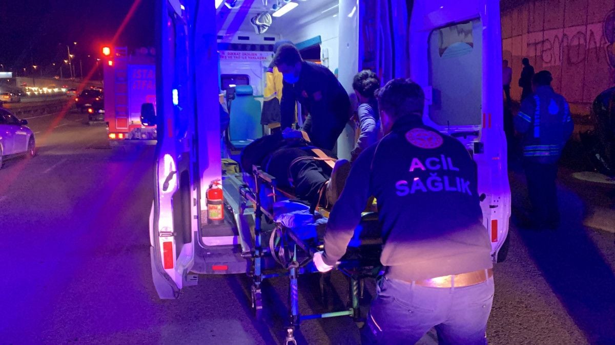 Çekmeköy de kaza: El frenini çekmeyi unutunca 10 metreden yanyan yola düştüler #5