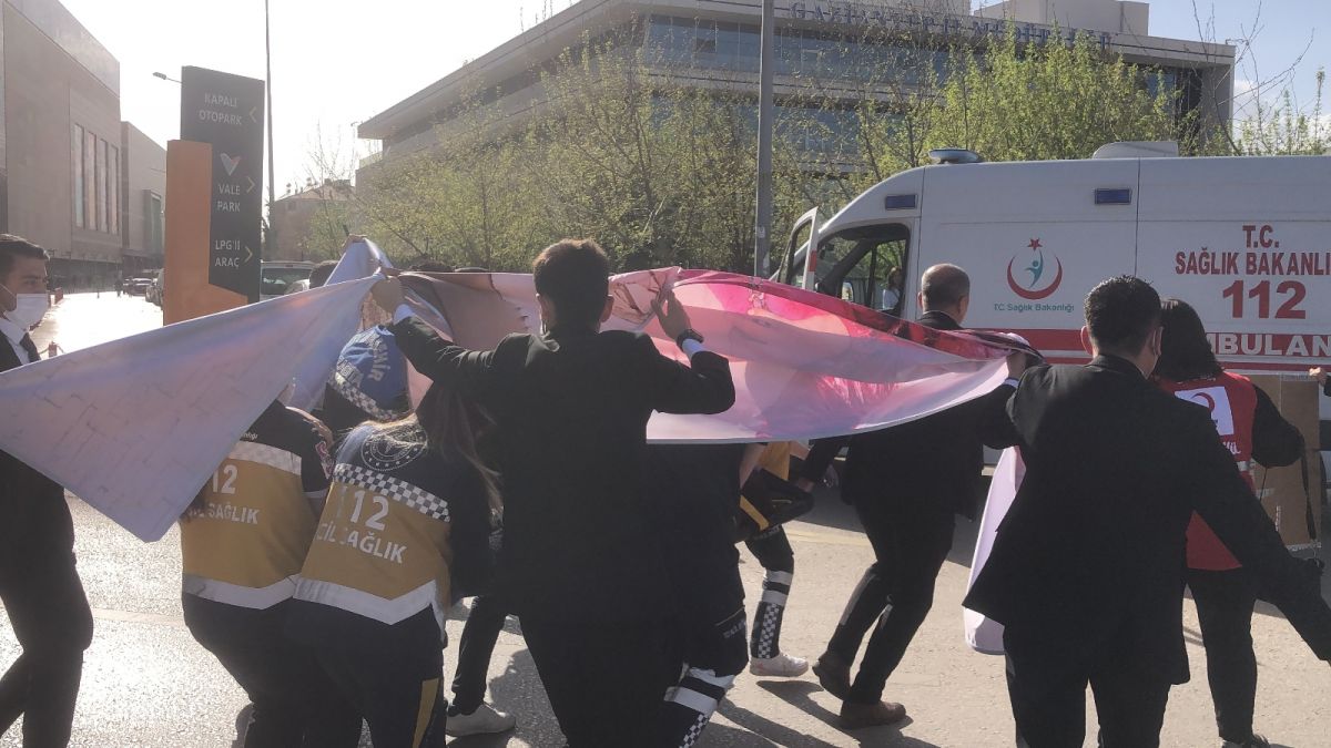 Gaziantep teki hamile kadın AVM nin 3 üncü katından düşerek can verdi #6