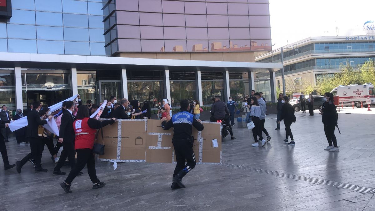Gaziantep teki hamile kadın AVM nin 3 üncü katından düşerek can verdi #3