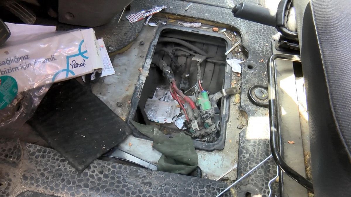 Ataşehir de tamirdeki araçların parçalarını çalan kişiler, yakalandı #4