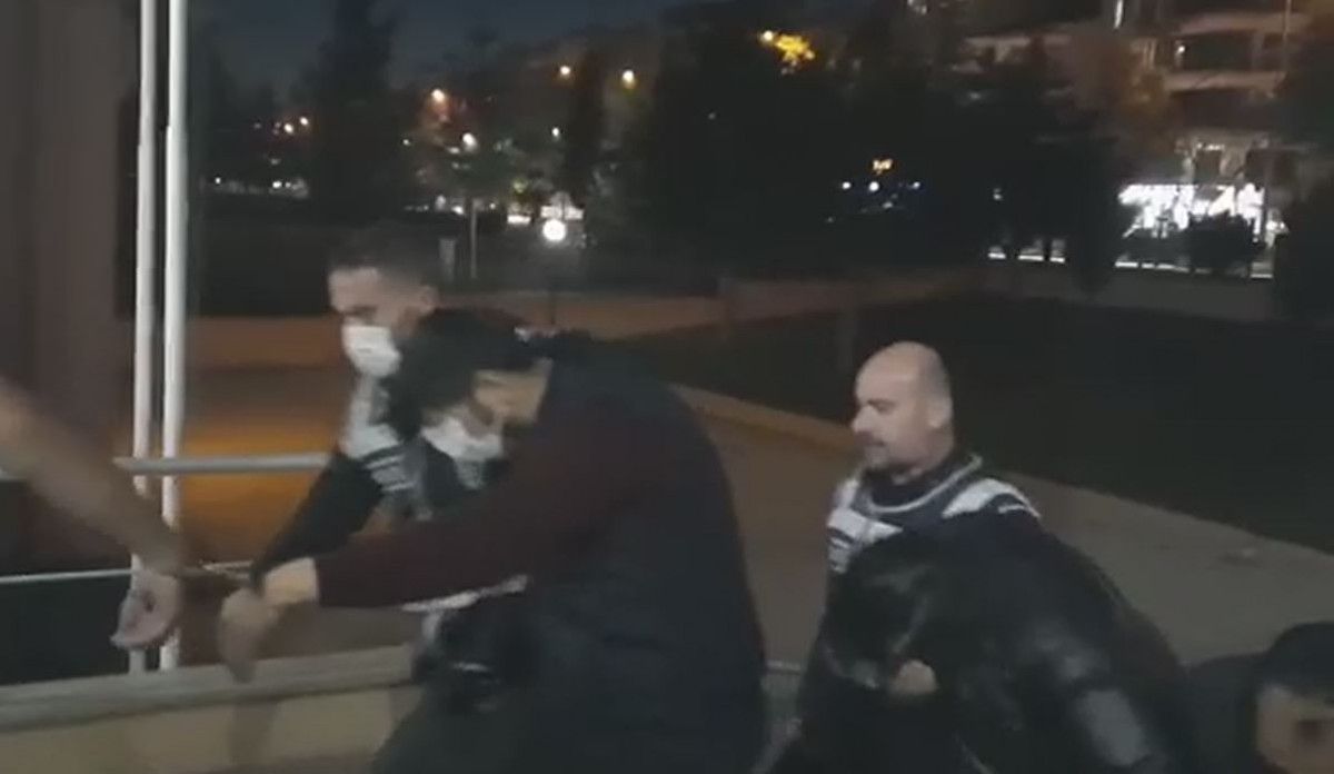 Amasya da yaşlı adamın altınlarını çalan şahıslar yakalandı #2