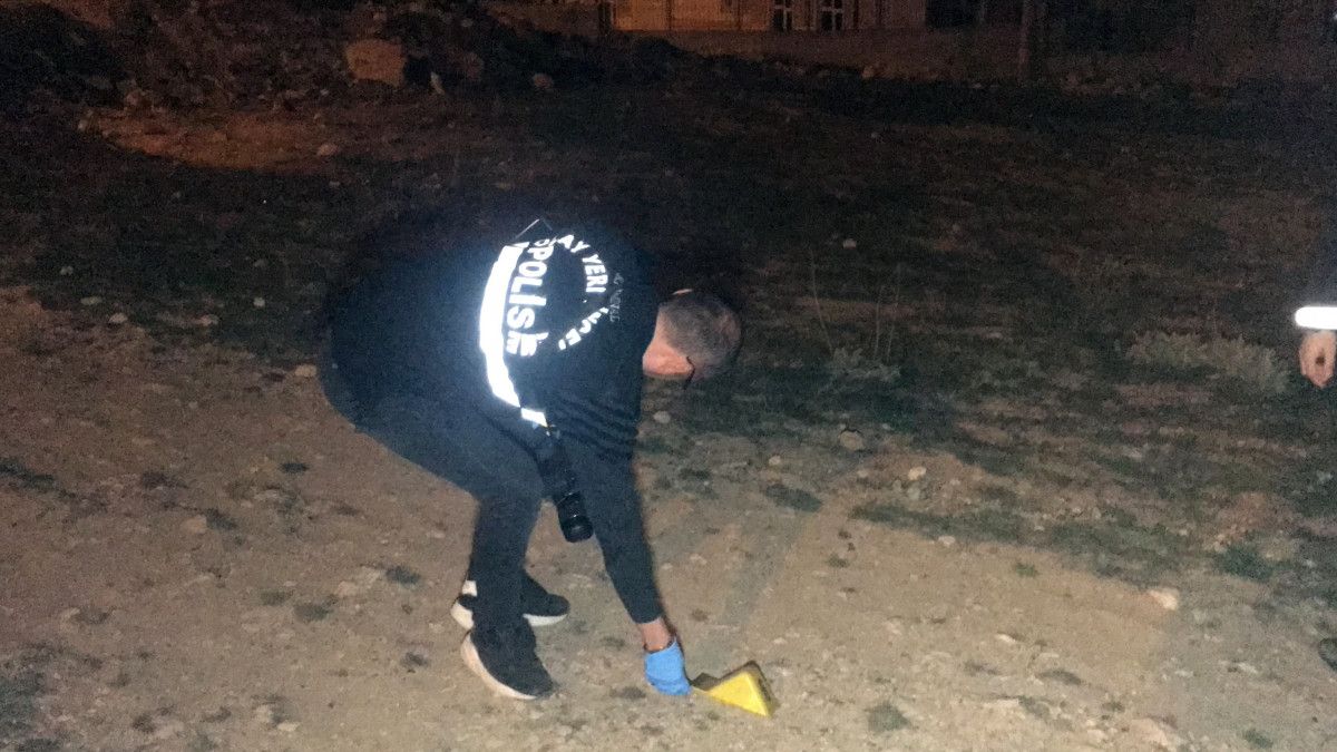 Karaman da parkta oynayan çocuk maganda kurşunuyla yaralandı #9