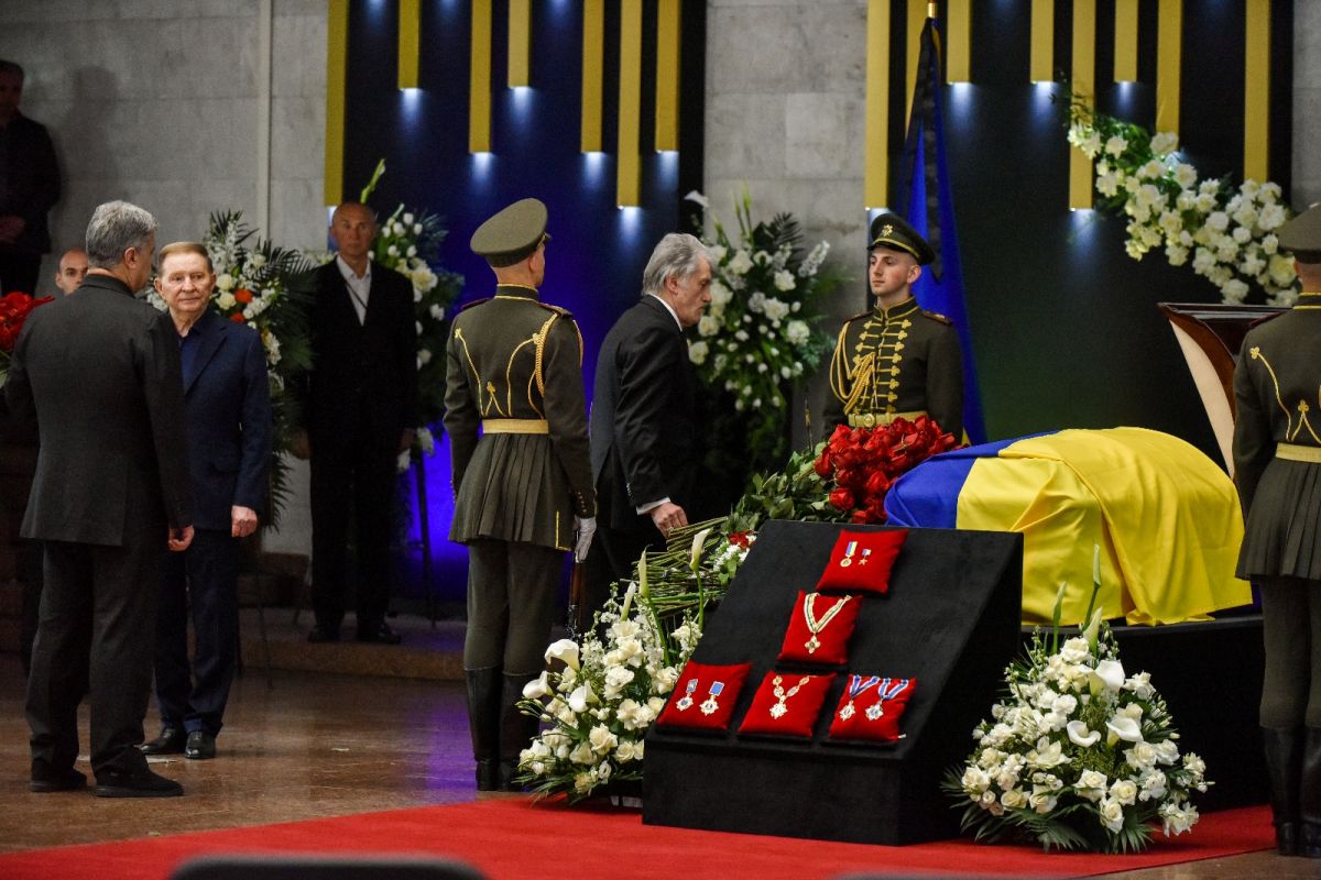 Funeral held for Kravchuk, Ukraine's first President #10