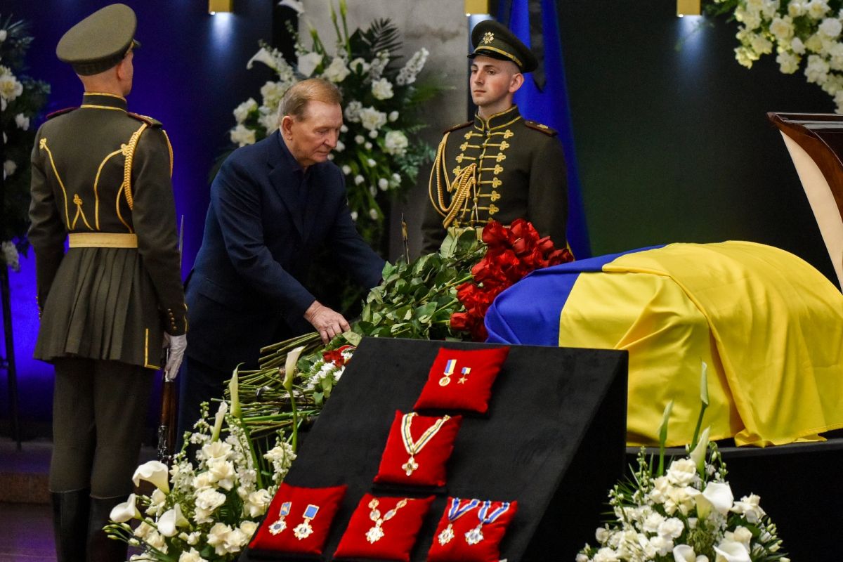 Funeral held for Kravchuk, Ukraine's first President #12