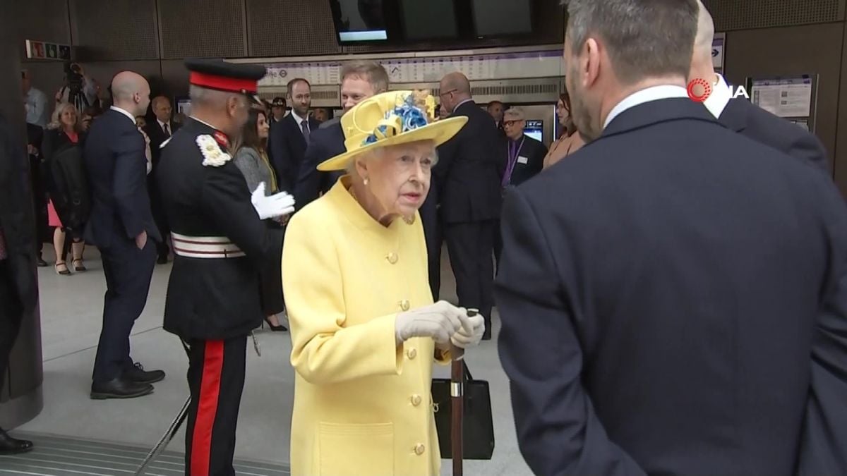 Queen  Elizabeth visited Elizabeth Line #4