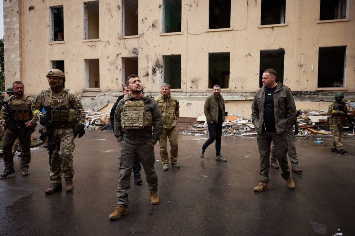 Zelensky for the first time outside of Kyiv, visiting Kharkov on the front line #7