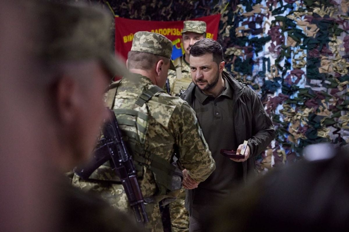Zelensky for the first time outside of Kyiv, visiting Kharkov on the front line #4