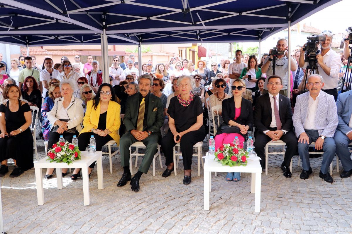 Eskişehir deki açılışta Türkan Şoray ve Kadir İnanır yıllar sonra bir araya geldi #5