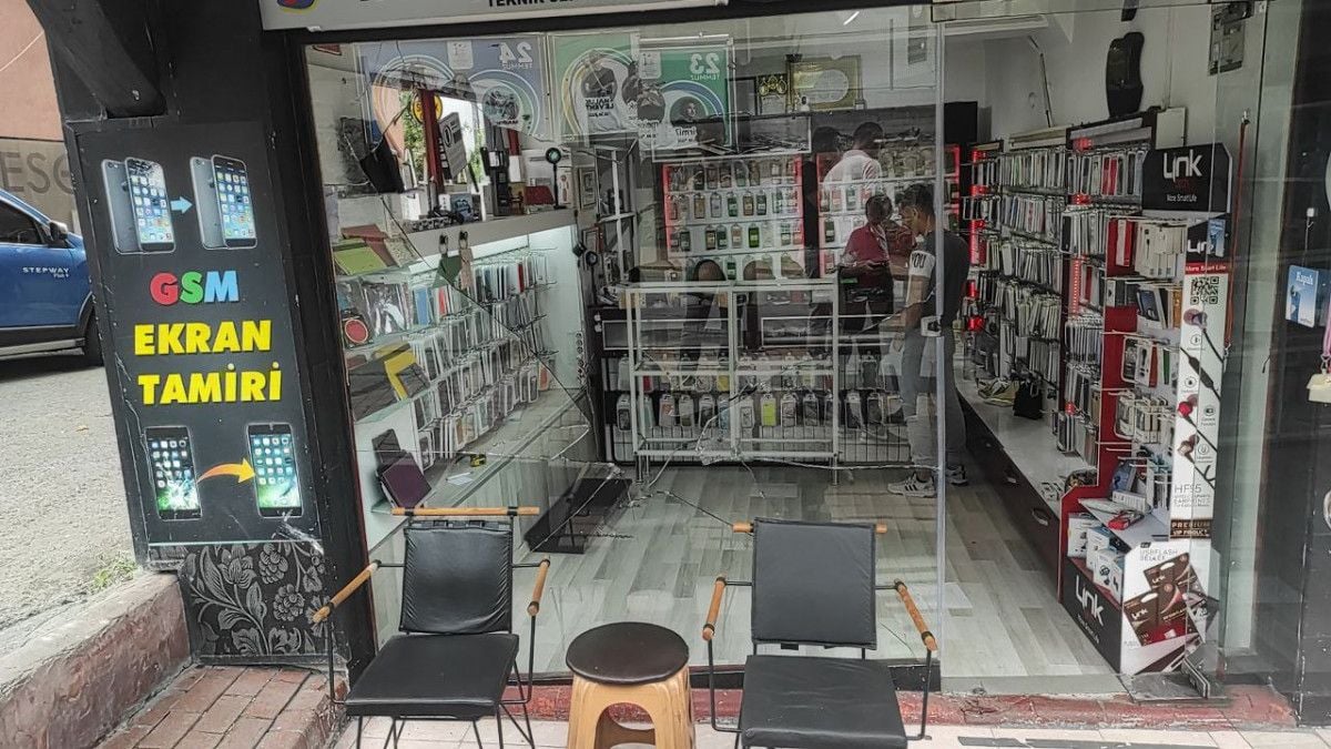 Zonguldak ta intikam diye bağıran şahıs, 7 dükkanı taşladı #3