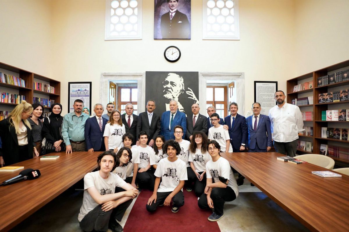 Fatih’teki Vefa Lisesi’nde İlber Ortaylı Kütüphanesi açıldı #4