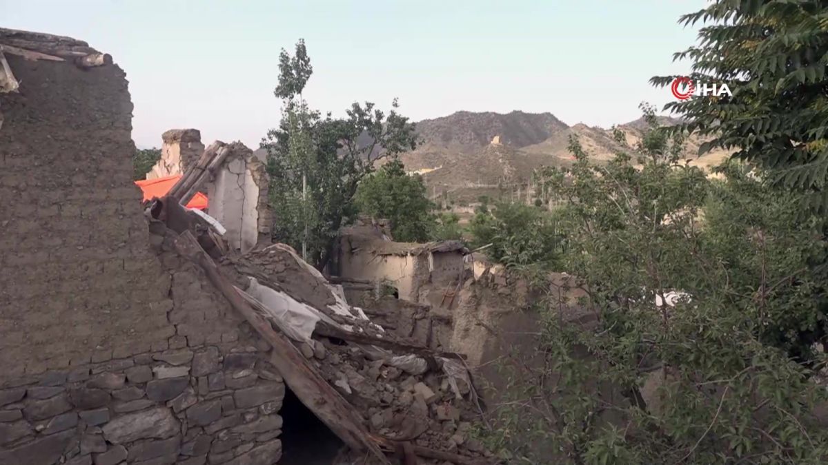 Afganistan da deprem sonrası artçı sarsıntı: 5 ölü  #1