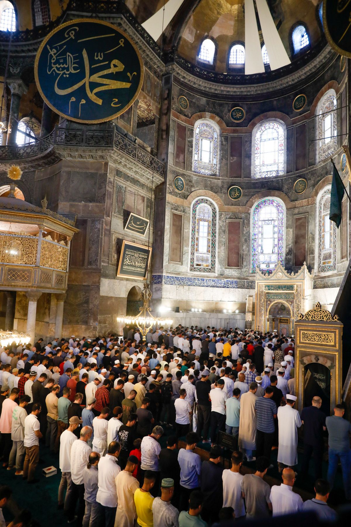 Ayasofya Camii nde binlerce kişi bayram namazı kıldı #5